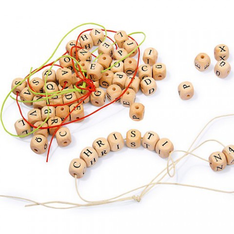 Legler Buchstabenketten, ca. 300 W&uuml;rfel - F&auml;deln, Basteln mit Kindern